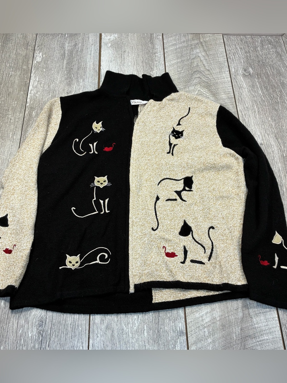 TanJay Cat cardigan sweater black cream embroidered knit zip up size large
